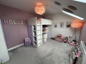 Photo 32- click for photo gallery